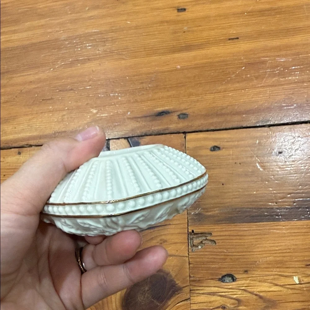 Lenox Ivory Heart-Shaped Florals Ceramic Tea Light Candle Holder